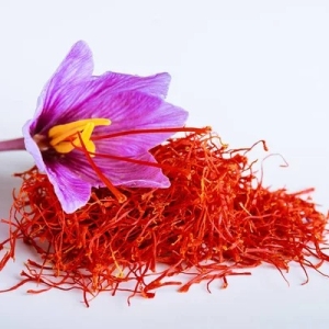 nguyen-tac-su-dung-saffron-nano-an-toan-hieu-qua-va-noi-mua-ban-san-pham-saffron-nano